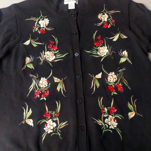 Vintage Alfred Dunner Black cardigan floral embroidery Cabincore - Picture 4 of 9